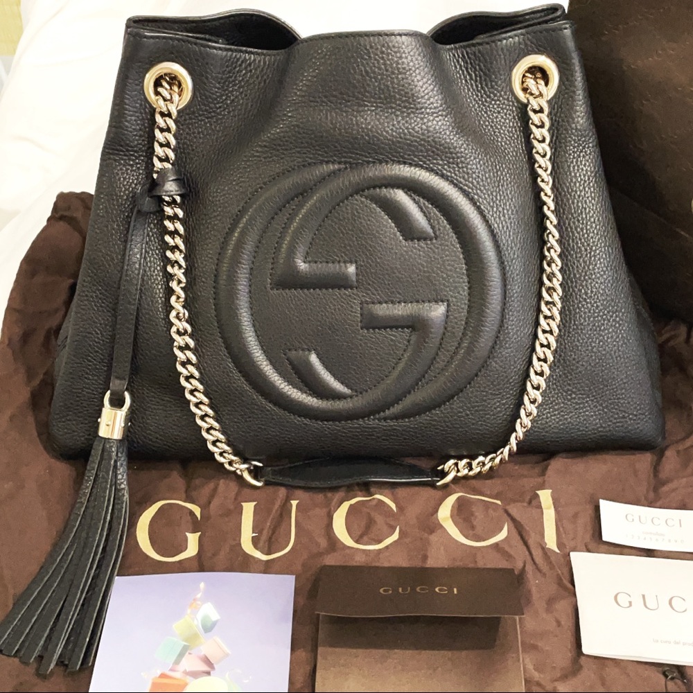 Gucci Pebbled Calfskin Medium Soho Chain Shoulder Bag with tassel